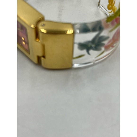 Joan Rivers Vintage Translucent Lucite Floral Wristband Watch - Picture 10 of 16